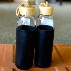 Black glass/silicone water bottle